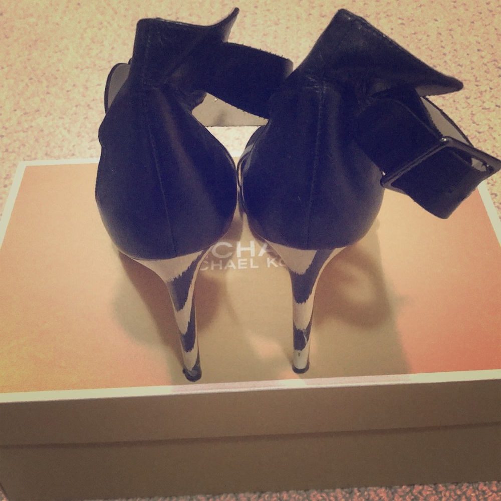 Calvin Klein Zebra Subtle Black Leather Strappy